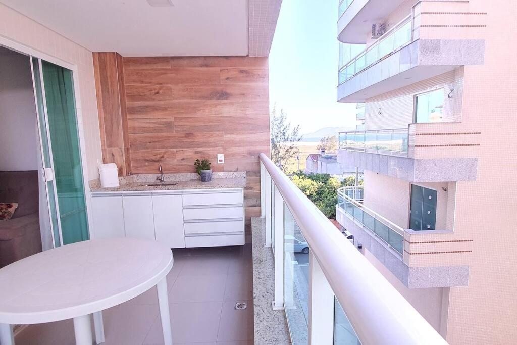 Lindissimo Apartamento, Ar Condic, 7 Min Da Praia! Apartment Кабо Фрио Екстериор снимка